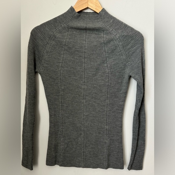 Elie Tahari Sweaters - Elie Tahari Ribbed Mock-Neck Sweater